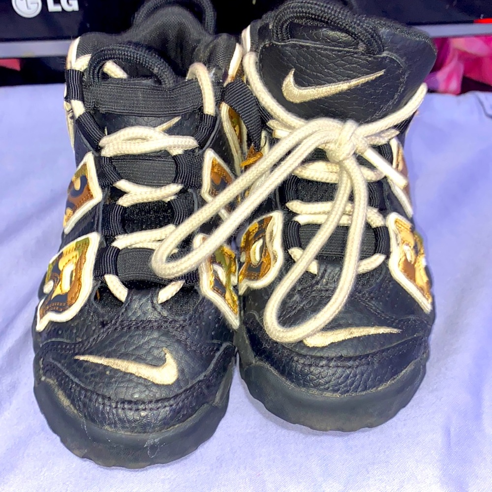 Nike airs size 11c